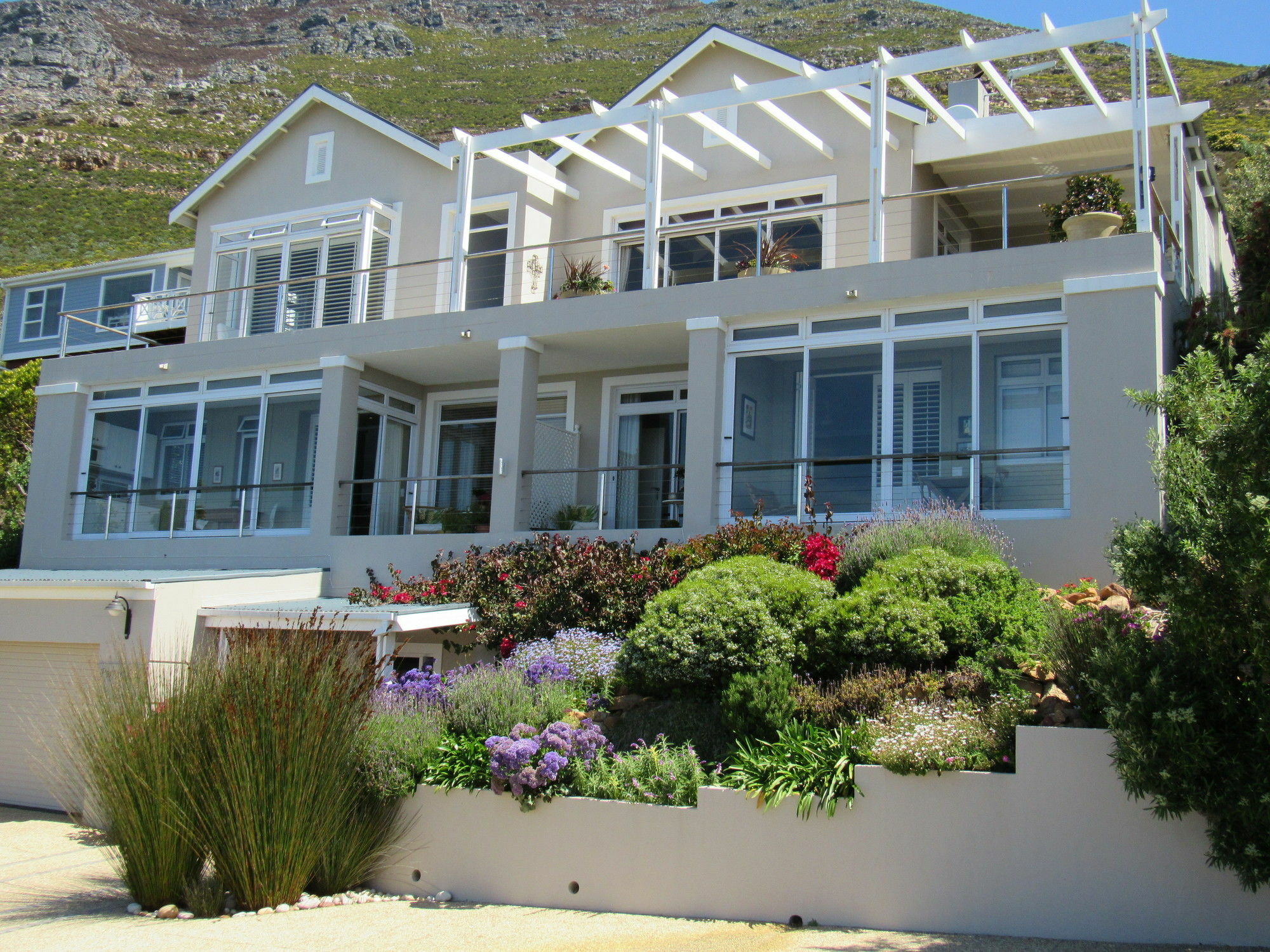 Port Of Call Simonʼs Town Buitenkant foto