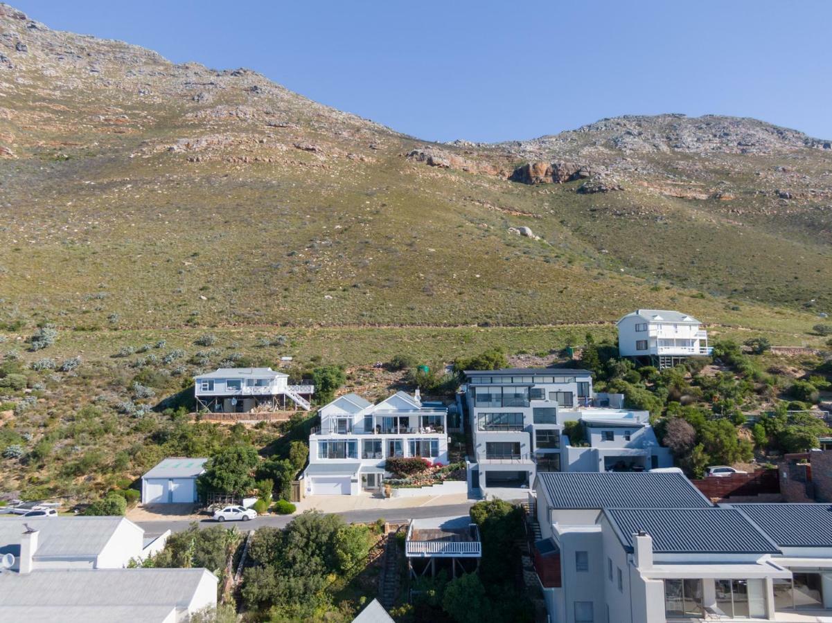 Port Of Call Simonʼs Town Buitenkant foto